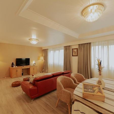 Hotel Mercure Alger Aeroport Maison Blanche Exterior photo Suite room