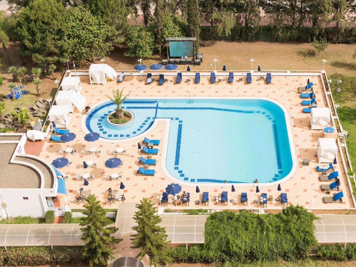 Hotel Mercure Alger Aeroport Maison Blanche Exterior photo The pool at the hotel